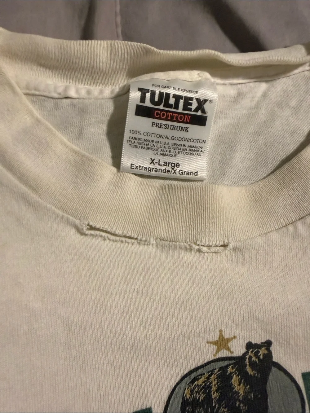 Yellowstone National Park Graphic Tee - Picture 3 of 5